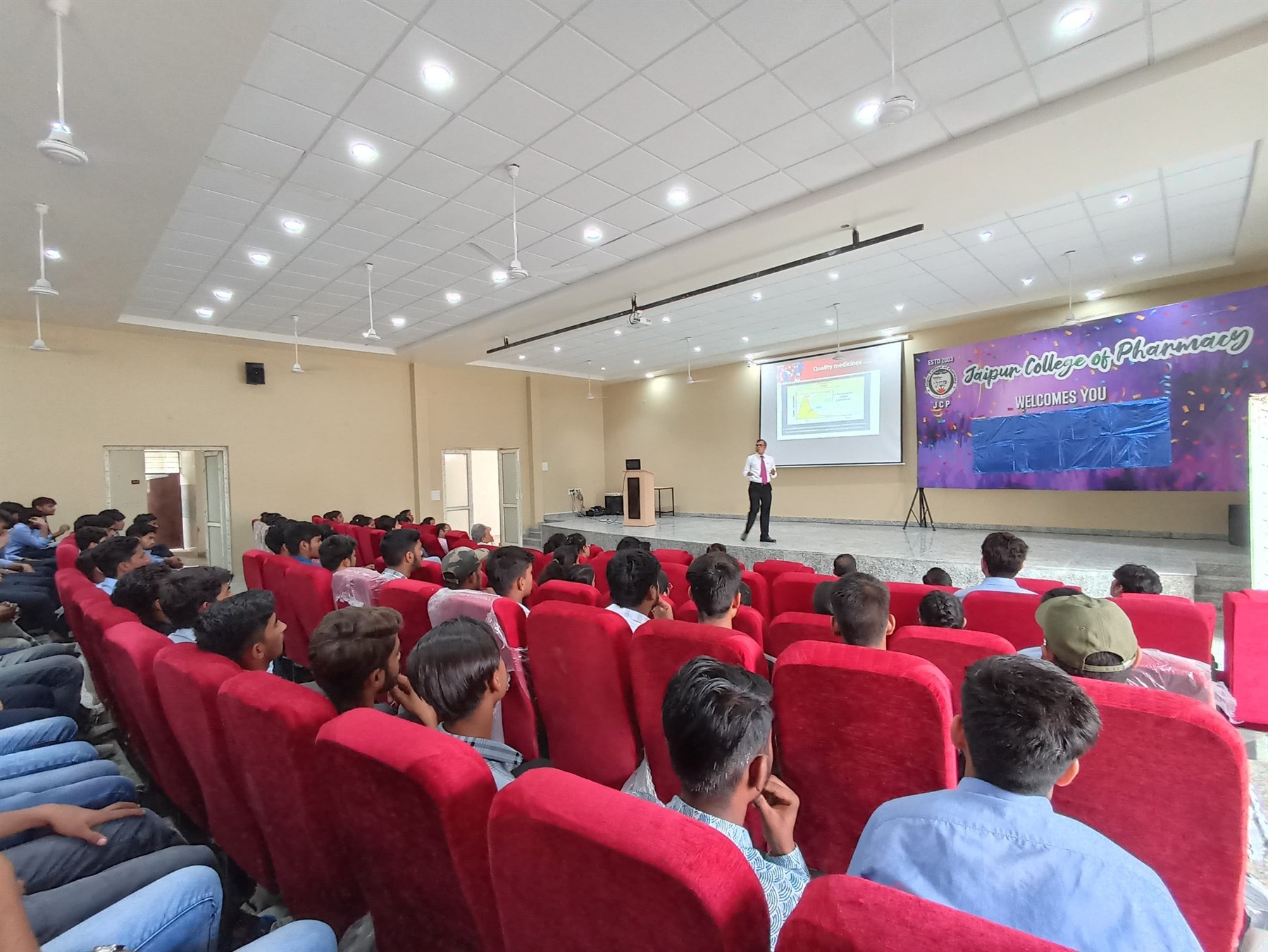 Seminar featured moment